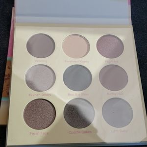 Brand new make up pallete